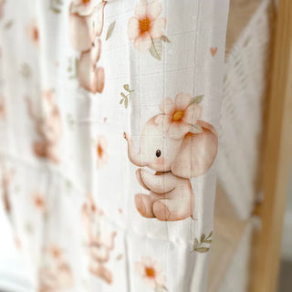 Sheep Muslin at the farm