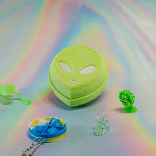 Alien Surprise Bath Bomb