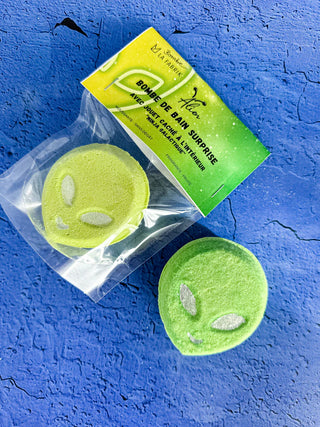 Alien Surprise Bath Bomb