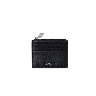 Cassie Cardholder