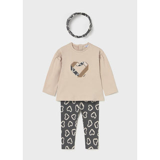 Sweatshirt and leggings