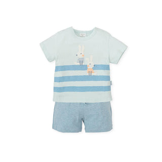 T-shirt and shorts set