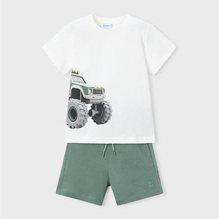 T-shirt and Bermuda shorts set