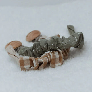 Pacifier clip
